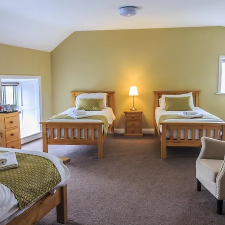 The Bridge Tavern Bed & Breakfast *